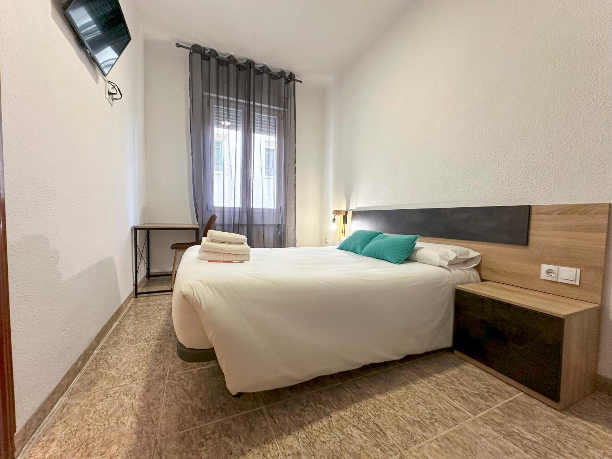 Double Room Private Bathroom